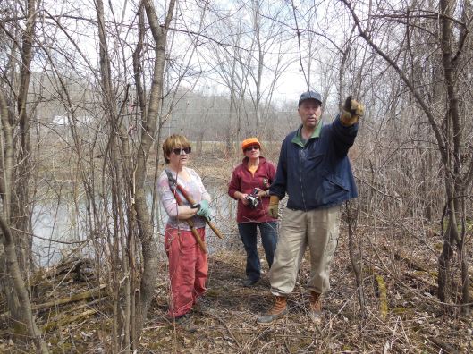 Sue Lasker, Maryanne Mackey and Paul Olund on Canal Clean Sweep.